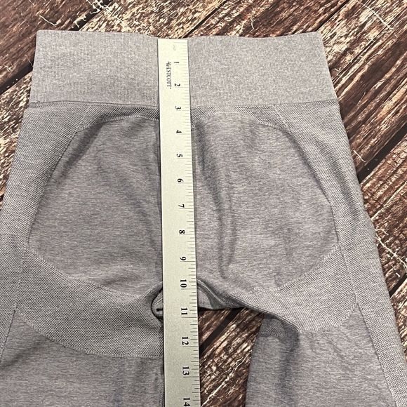 Gymshark Women Light Gray Flex High Waist Compression Leggings Spellout Sz Small - Picture 11 of 15